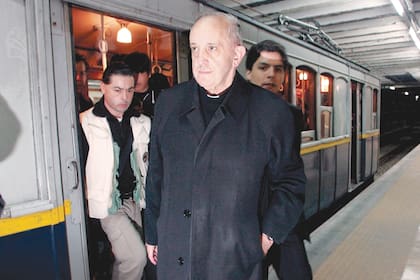 Fiel a su estilo austero, solía tomarse el subte (línea A) para recorrer la ciudad