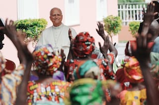 El papa León XIV criticó en Angola a los “autoritarios que explotan y estafan a sus pueblos”