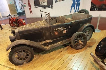 Fierros policiales con una larga historia