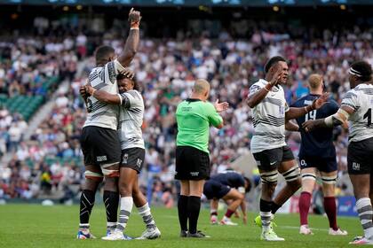 Fiji le ganó a Inglaterra en Twickenham en agosto pasado; ahora los británicos tienen un inesperadamente pronto desquite, y en un mundial.