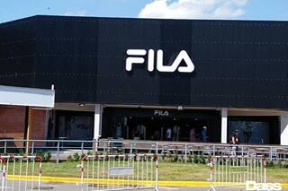 Fila invertirá $800 millones para ampliar sus operaciones en el país