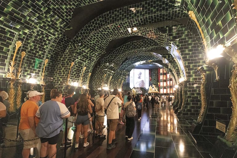 Fila en Harry Potter en The Battle of the Ministry en The Wizarding World of Harry Potter