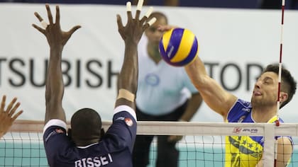 Filardi, de UPCN, al ataque; Bisset intenta el bloqueo