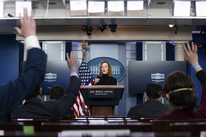 Jen Psaki, secretaria de prensa de la Casa Blanca, afirmó que es necesario dejar atrás “un lenguaje divisivo y muchas veces xenófobo”