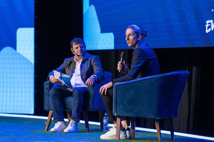 Filipe Luis, exDT de Flamengo, en la disertación que tuvo esta semana con Mauricio Marques, en el Seminario del fútbol Sudamericano organizado por la Conmebol