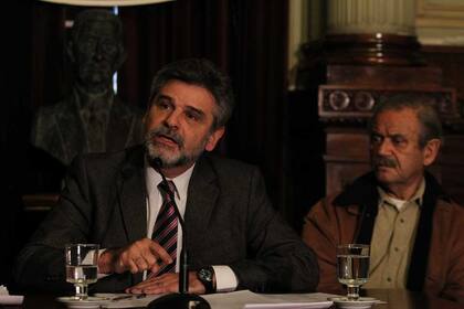 Filmus y su padre, ayer, en la conferencia de prensa que ofrecieron en el Congreso de la Nación