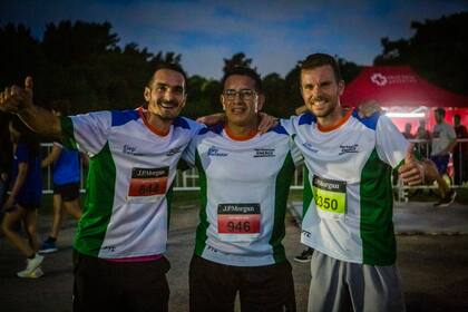 Fin de jornada en el Vial Costero De Vicente López.