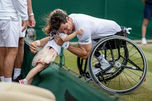 Otra hazaña de Gusti Fernández: el césped de Wimbledon se rindió al número 1