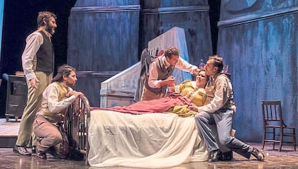 Final trágico para Mimí, bien encarnada por Monserrat Maldonado