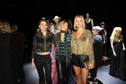 Fini Bocchino (hija de Andrea Frigero), Zuzu Coudet (hija de Sol Acuña) y Angie Landaburu.