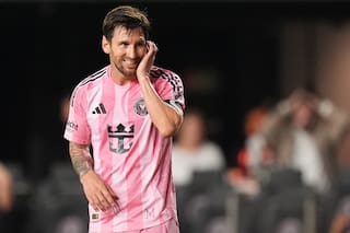 Fire resiste reacción liderada por Luis Suárez y vence 5-3 al Inter Miami para avanzar a playoffs