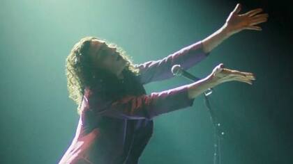 Fito Páez es interpretado por el actor Iván Hochman