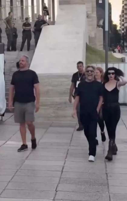 Fito y Sofía se mostraron muy sonrientes frente a las cámaras (Foto: X)