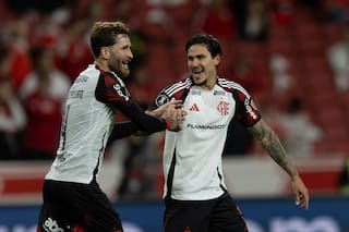 Flamengo vence a Internacional y clasifica a cuartos de final de Copa Libertadores