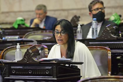 Flavia Morales fue la única que había votado en contra de la legalización del aborto en 2018 y hoy votó a favor