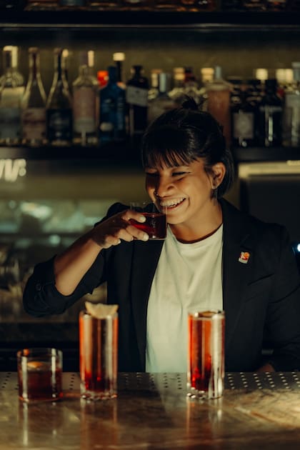 Flavia Arroyo, la bartender de Casa Cavia.