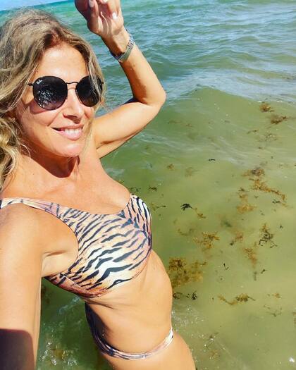 Flavia Palmiero mostró a sus más de 400 mil seguidores su bikini animal print