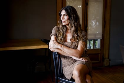 Flor de la V: "Mi generación tiene muchas ideas prejuiciosas y encasilladas sobre lo que 'debería' ser la sexualidad. Sex propone otra mirada. Y está buenísimo poner en palabras el goce y las fantasías"