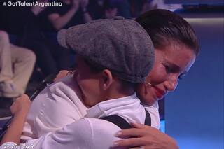 El desconsolado llanto de Flor Peña al escuchar a un concursante cantar un tema de Luis Spinetta