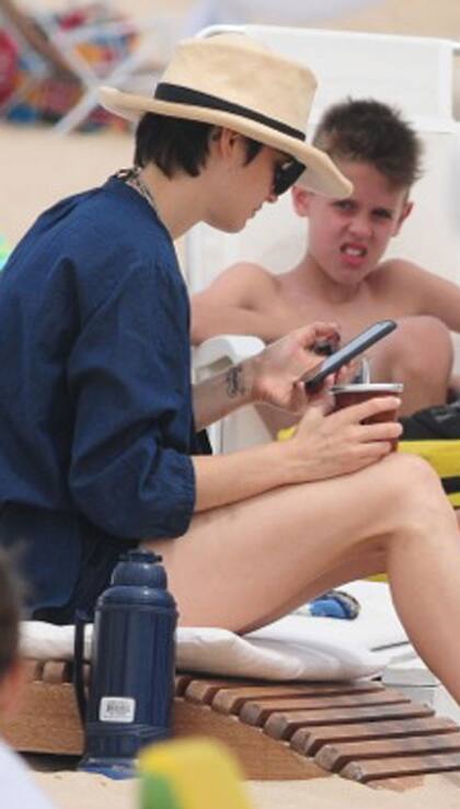 Flor Torrente en las playas esteñas