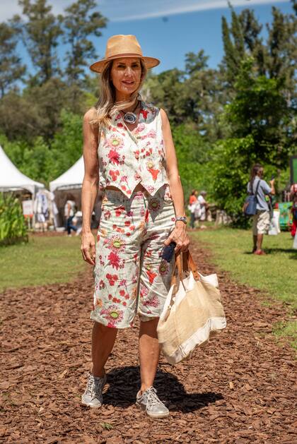 Florencia Bibas, creadora de The Rose, marca inspirada en las rosas.
