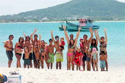 Florencia Escobedo y su familia en Florianópolis