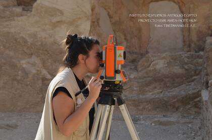 Florencia está "a cuatro materias" de recibirse de arqueóloga.