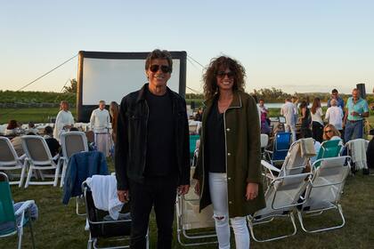 Florencia Raggi también dijo presente y disfrutó, antes de la película, de la propuesta gastronómica de Fernando Trocca y su nuevo espacio, Mostrador Bodega. Luego se proyectaron el corto Yakuza, de Augusto Tejada, y Perfect Days, film del aclamado realizador alemán Wim Wenders