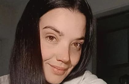 Florencia recomienda crear un mapa de red de contactos y referentes que permita orientar las postulaciones de la persona para darle mayor visibilidad al perfil en ámbitos que pueden abrir nuevas oportunidades y puertas para conseguir trabajo. "Es fundamental porque nos permite ser más eficientes y estratégicos".