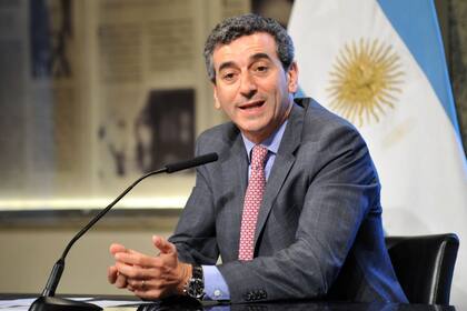 Randazzo cuestionó con dureza a Macri y a Massa