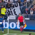 Estalló Real Madrid: estruendosos silbidos para Vinícius y Mbappé y una pancarta contra el presidente
