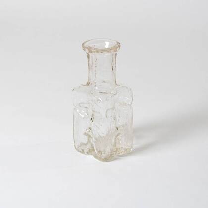 Florero en vidrio incoloro soplado