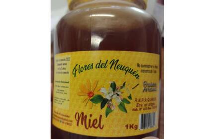 Flores del Neuquén, la miel prohibida por la Anmat