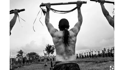 “Tierra Herida. Ecos de la guerra en Colombia”, es el proyecto del fotógrafo Fabio Cuttica que busca documentar el impacto y las consecuencias del conflicto armado en Colombia sobre la población civil.