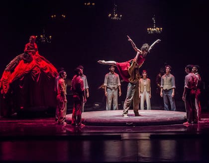 "Folia", de Mourdad Merzouki, por el Ballet Contemporáneo del Teatro San Martín