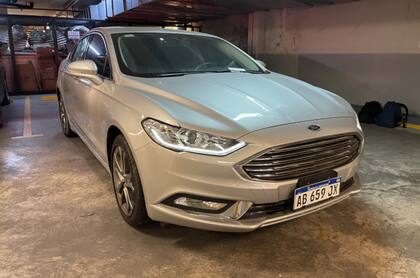 Ford Mondeo de 2017, en subasta de Adrián Mercado