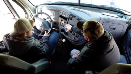 Formación de camioneros en el Lincoln Land Community College