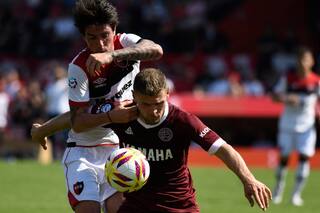 Lanús y Newell’s, en los extremos de la década a pesar de las coincidencias