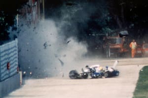El dramático relato del médico que atendió a Ayrton Senna tras el accidente: lo que vio al llegar al auto