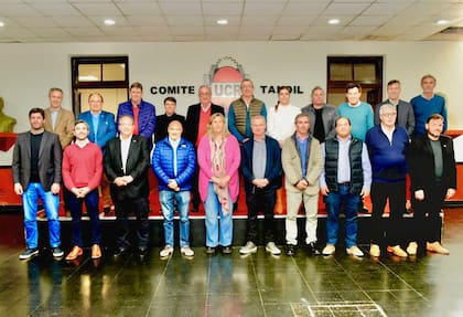 Foro de intendentes radicales en Tandil