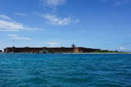 Fort Jefferson forma parte del Parque Nacional Dry Tortugas en los Cayos de Florida