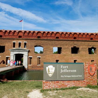 Fort Jefferson se encuentra a unos 112 kilómetros de Key West, Florida