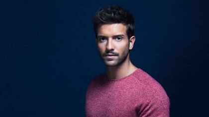 Fortalecido y con nuevo disco, Prometo, Pablo Alborán está listo para salir de gira. Ahora vendrá en visita promocional y en abril a tocar: el 14 de ese mes estará en el Luna Park