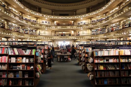 Vista El Ateneo Grand Splendid, en la avenida Santa Fe 1860