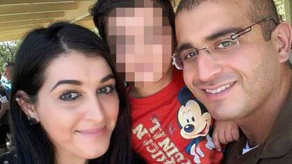 Foto de Facebook de Mateen y Salman, con su hijo