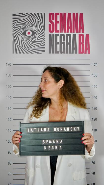 Foto de prontuario de una escritora y cantante de jazz