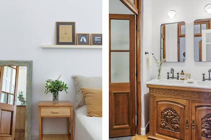 En el baño, mueble antiguo con mesada y grifería con pico móvil ‘Satis’ (Agata Faucets); espejos ‘Tern’ (Manjatan).