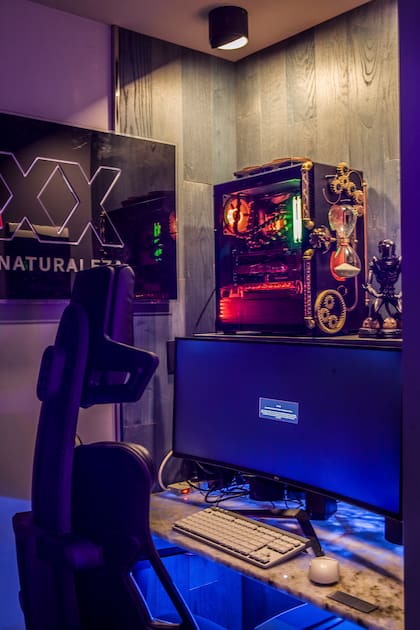 En el espacio de streaming colaboró Mexx.