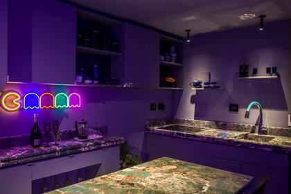 La grifería es de FV. Las mesadas son de De Stefano, realizadas por F3.