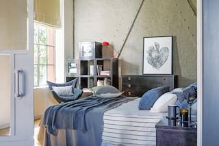 Así se renovó un loft que se vive como espacio de trabajo y refugio en la ciudad